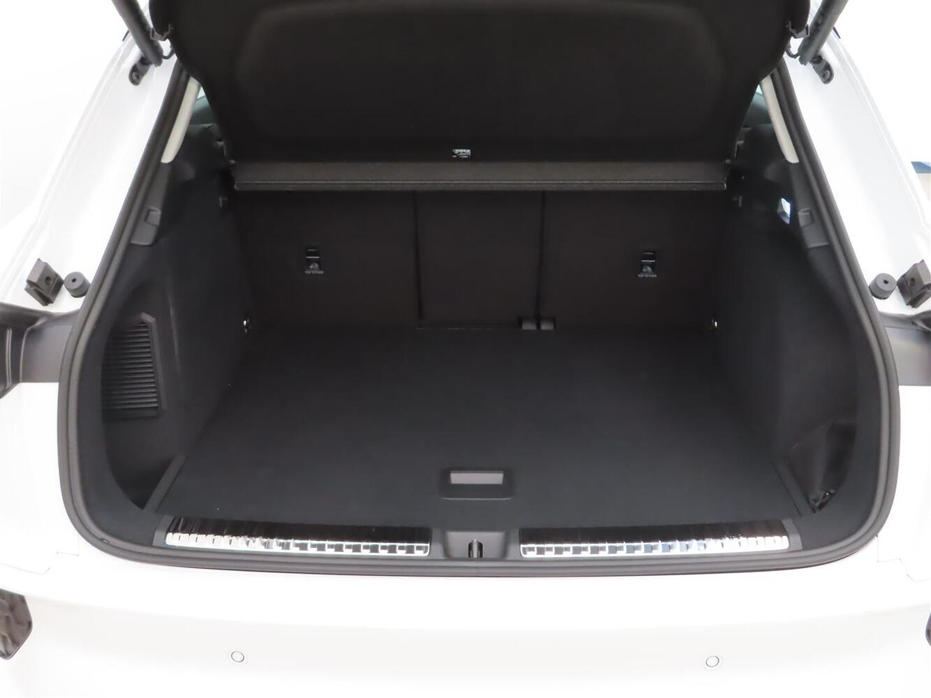 heti ajoon Audi Q3