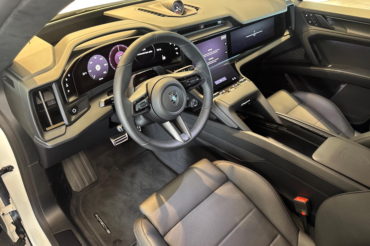 heti ajoon Porsche Cayenne