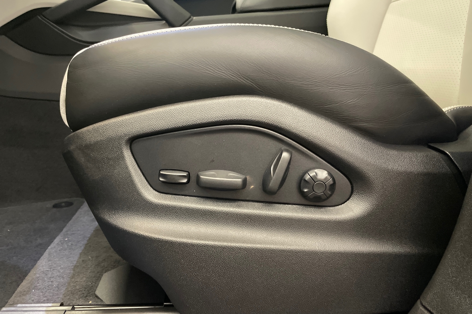 heti ajoon Porsche Cayenne