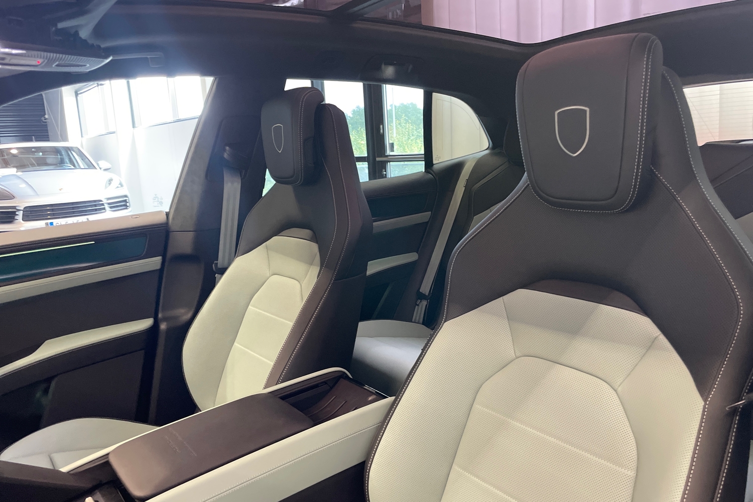 heti ajoon Porsche Cayenne