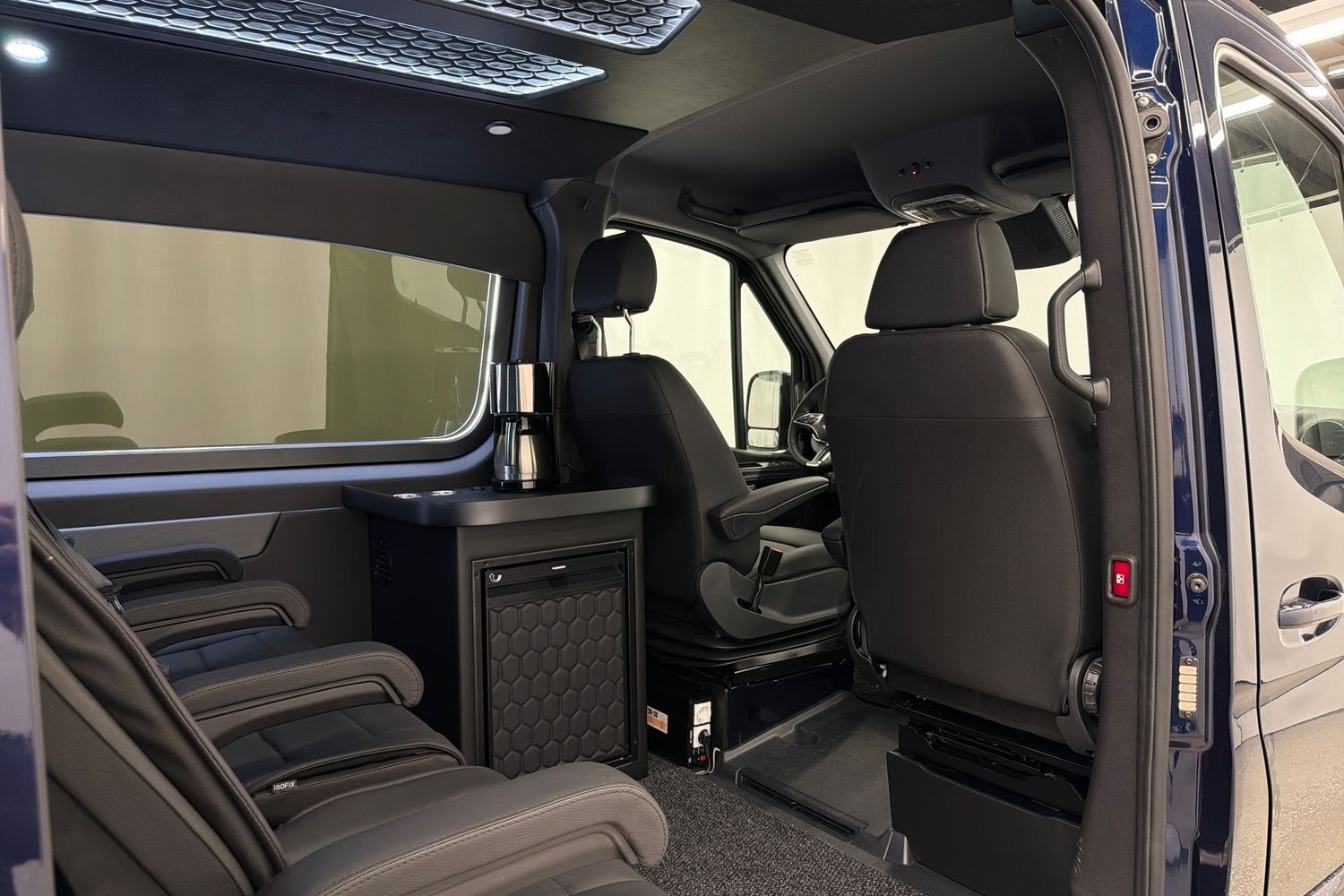 heti ajoon Mercedes-Benz Sprinter