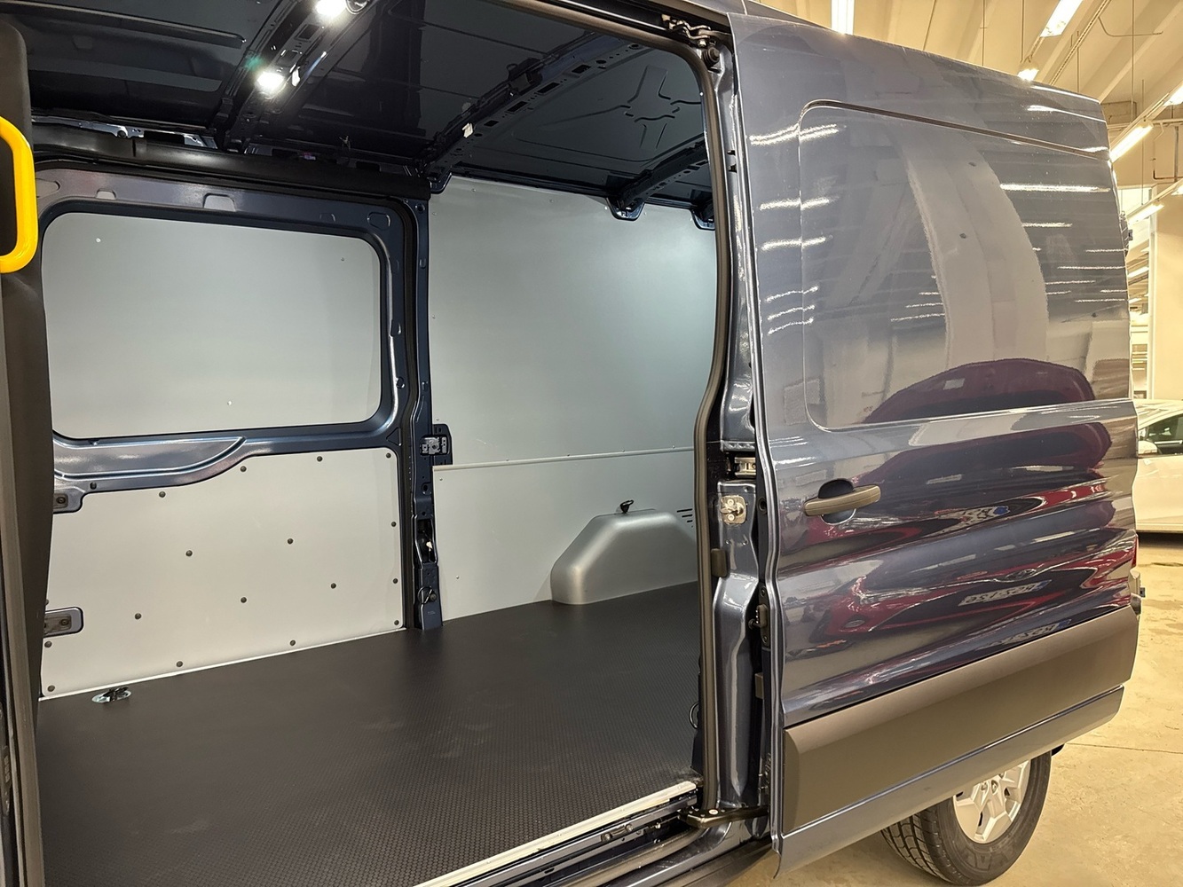 heti ajoon Ford Transit