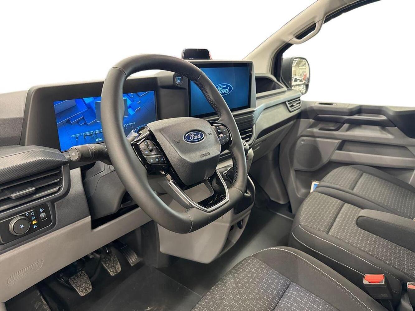 heti ajoon Ford Transit Custom
