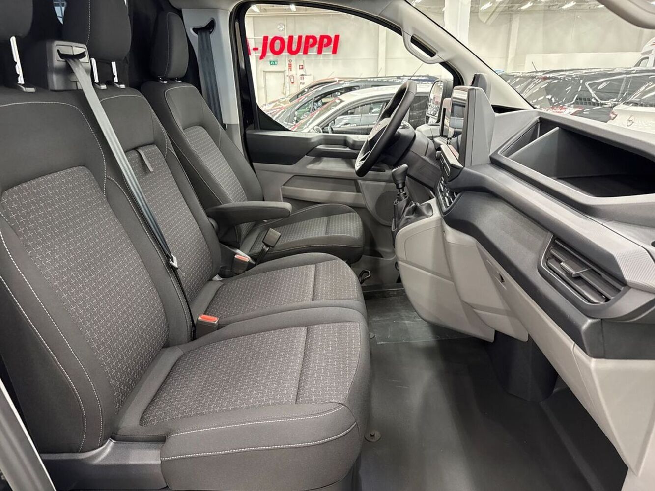 heti ajoon Ford Transit Custom
