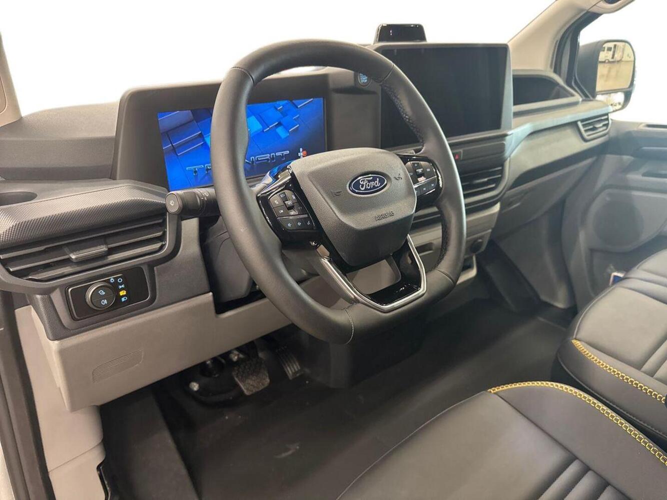 heti ajoon Ford Transit Custom