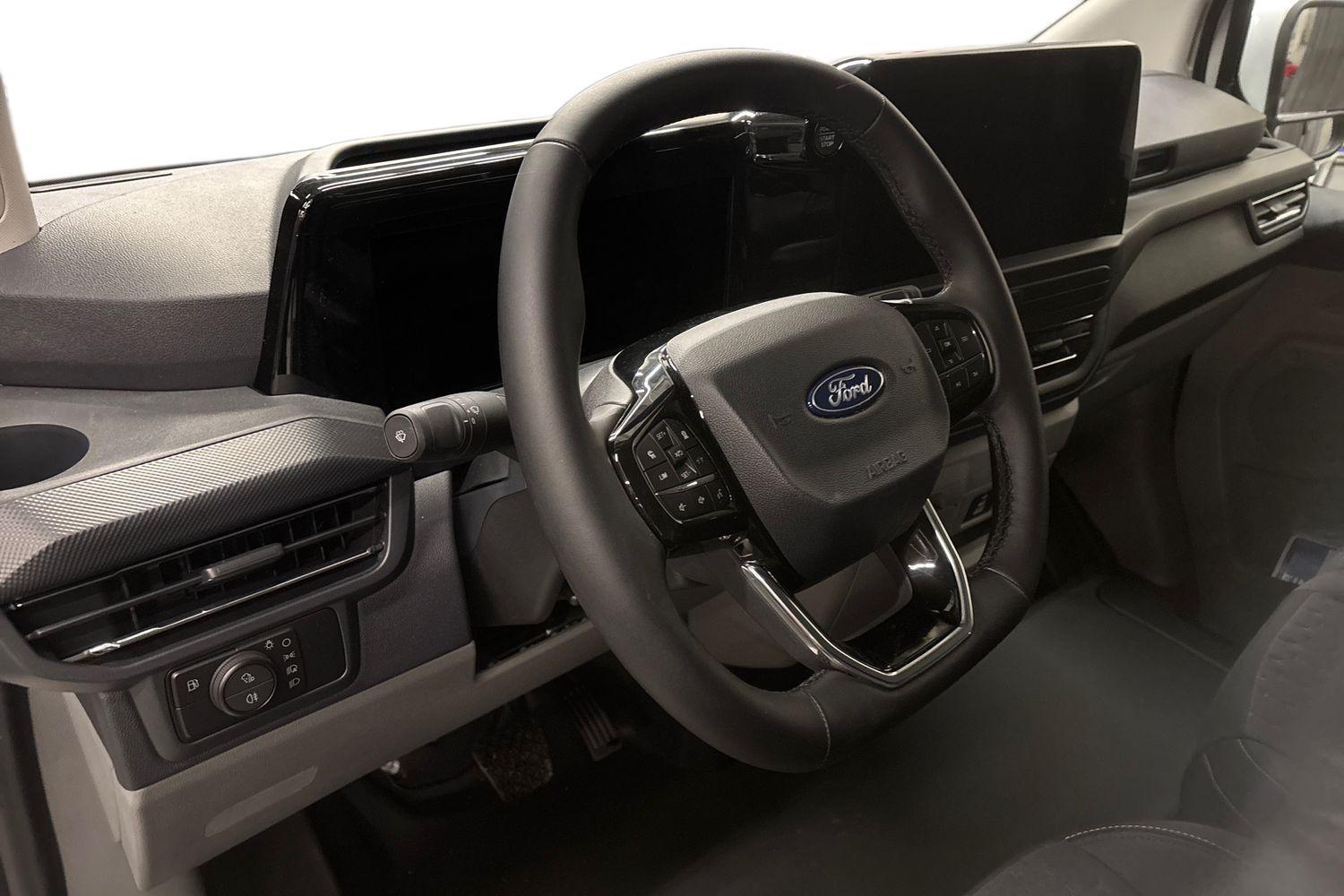 heti ajoon Ford Transit Custom