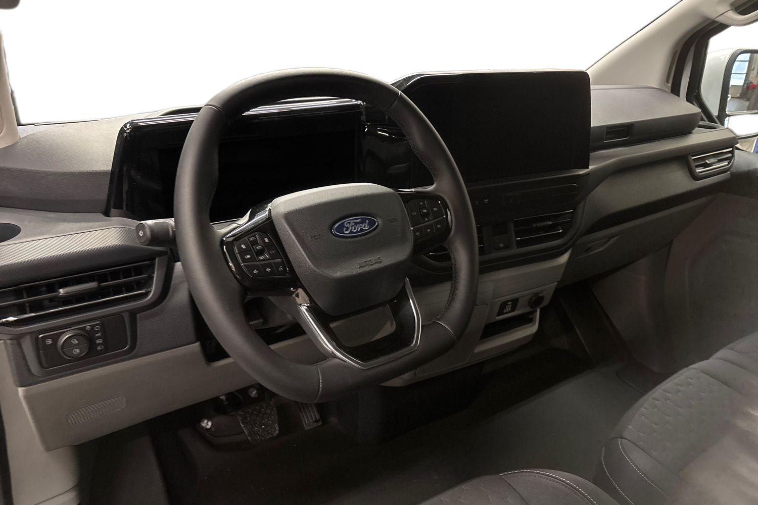 heti ajoon Ford Transit Custom