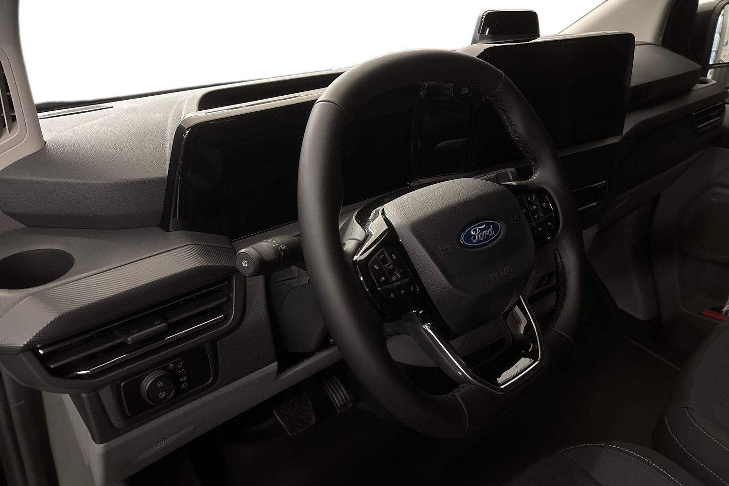 heti ajoon Ford Transit Custom