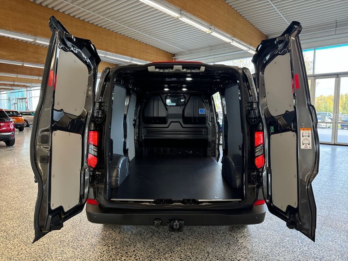 heti ajoon Ford Transit Custom