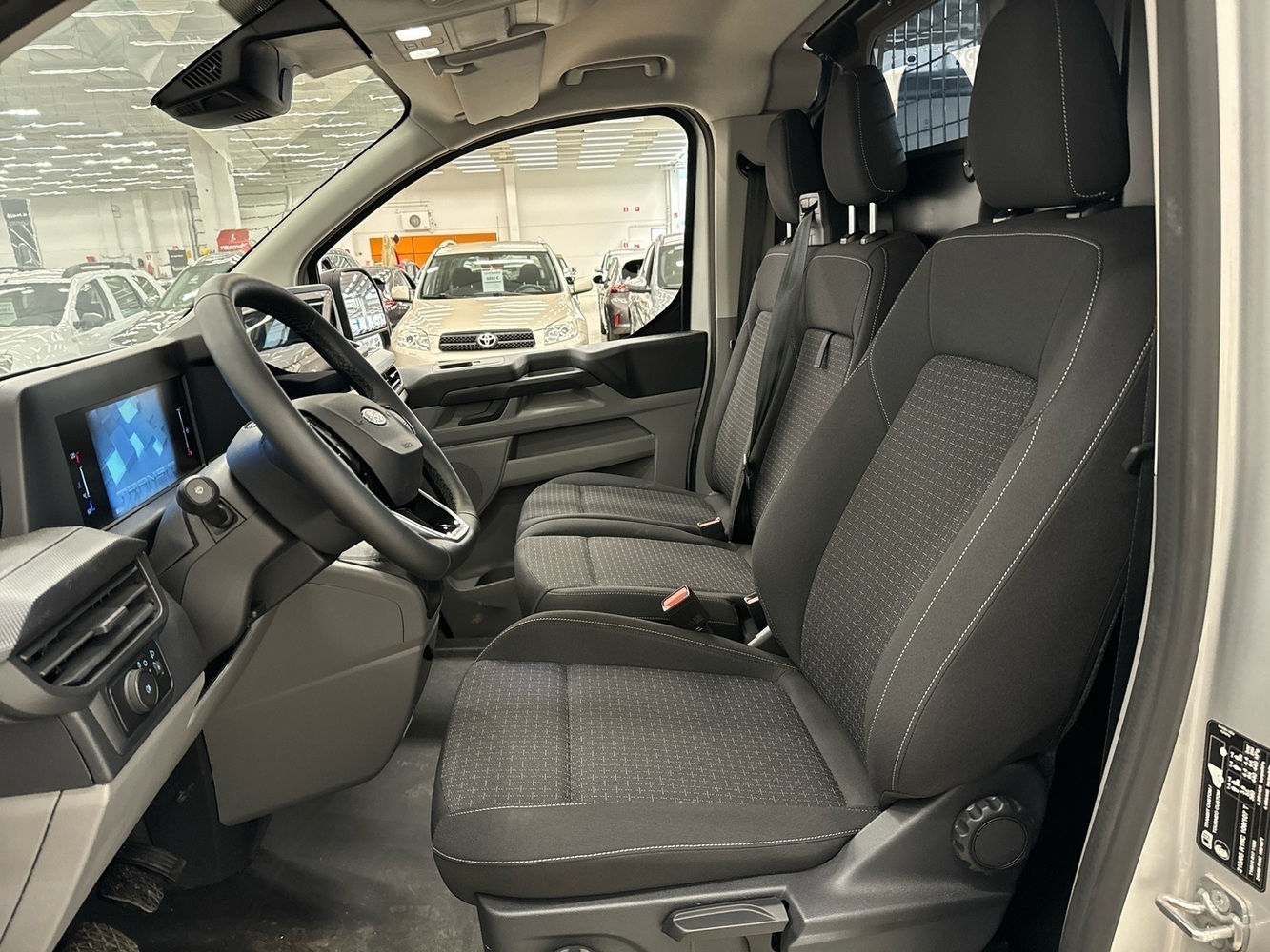 heti ajoon Ford Transit Custom