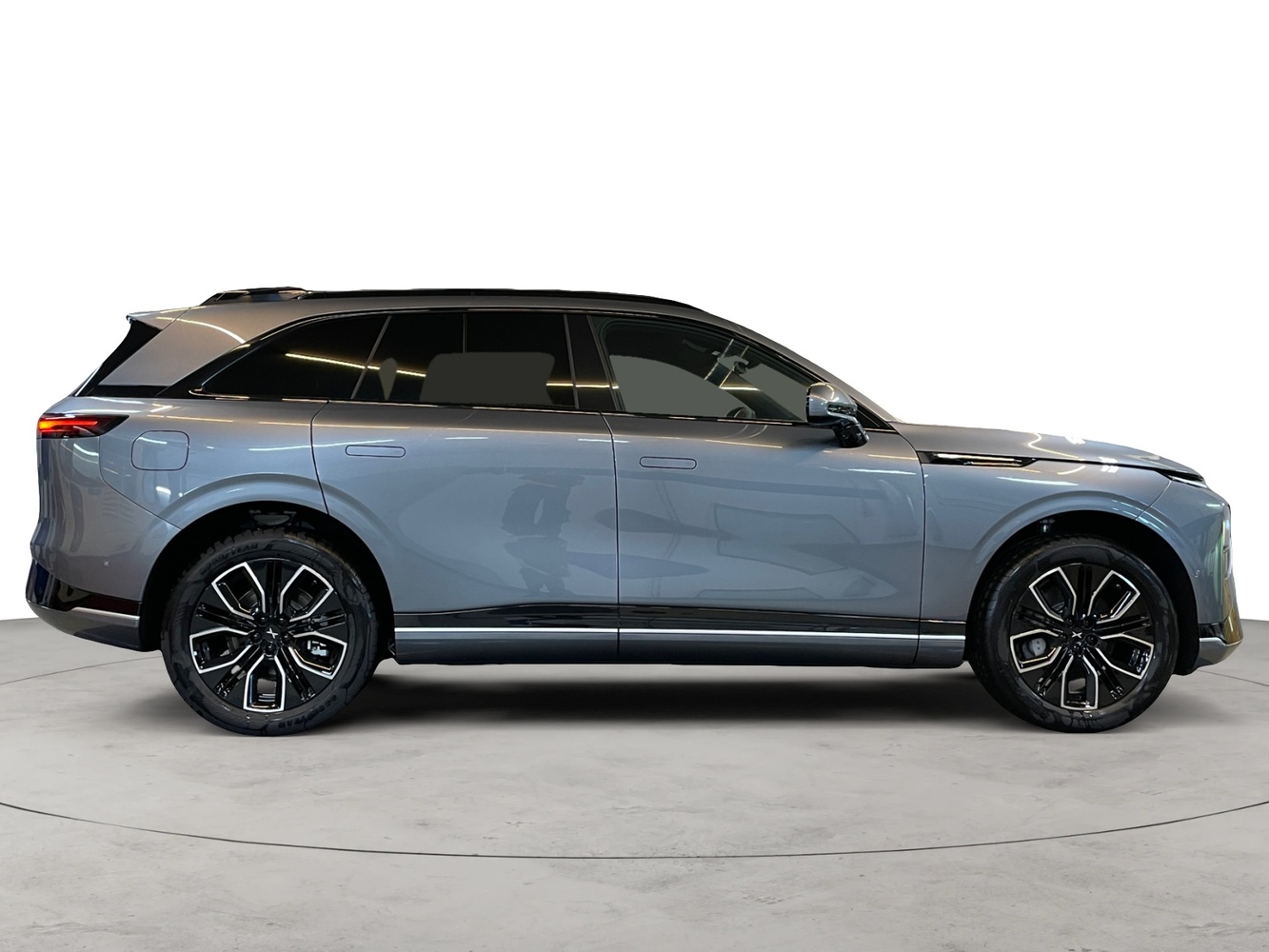 heti ajoon XPENG New G9