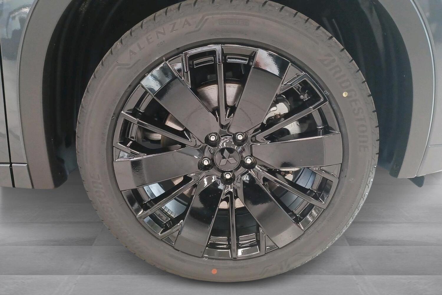 heti ajoon Mitsubishi Outlander