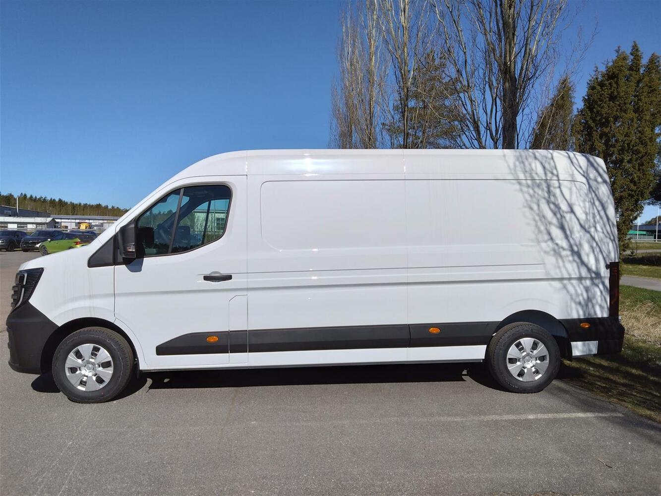 heti ajoon Nissan Interstar