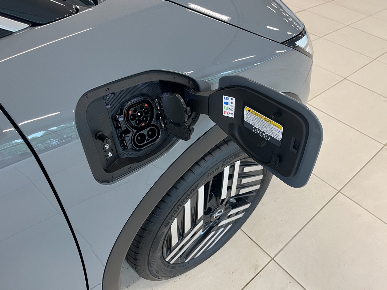 heti ajoon Nissan Leaf