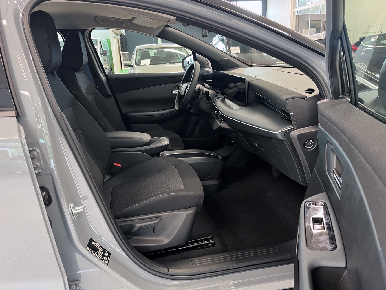 heti ajoon Nissan Leaf