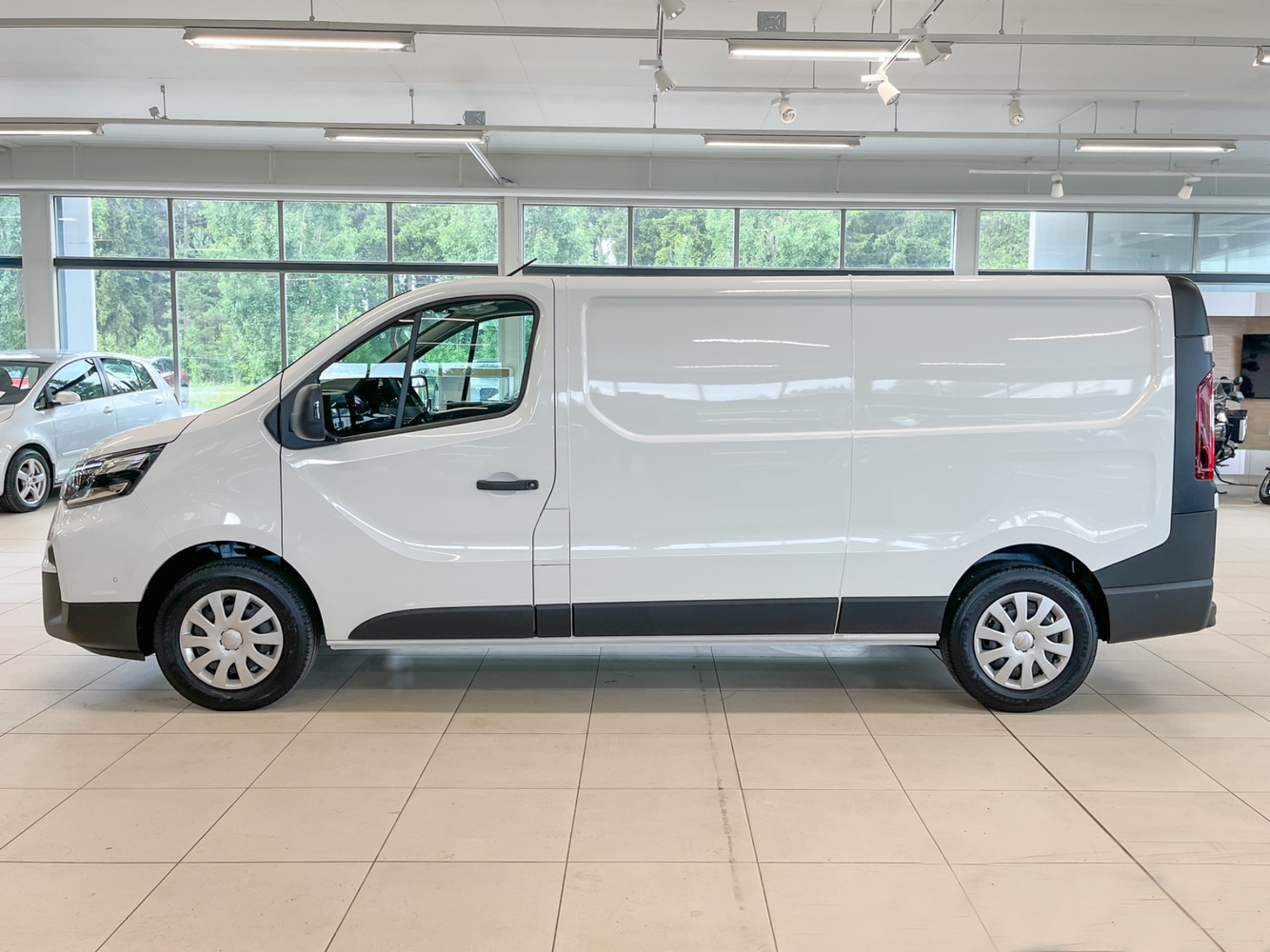 heti ajoon Nissan Primastar