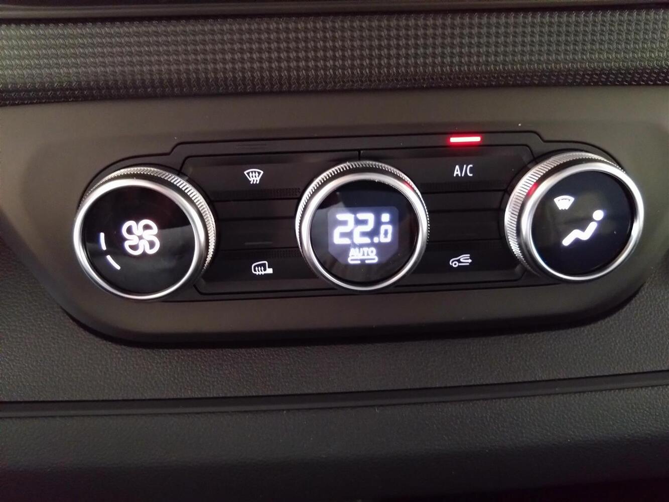 heti ajoon Nissan Primastar