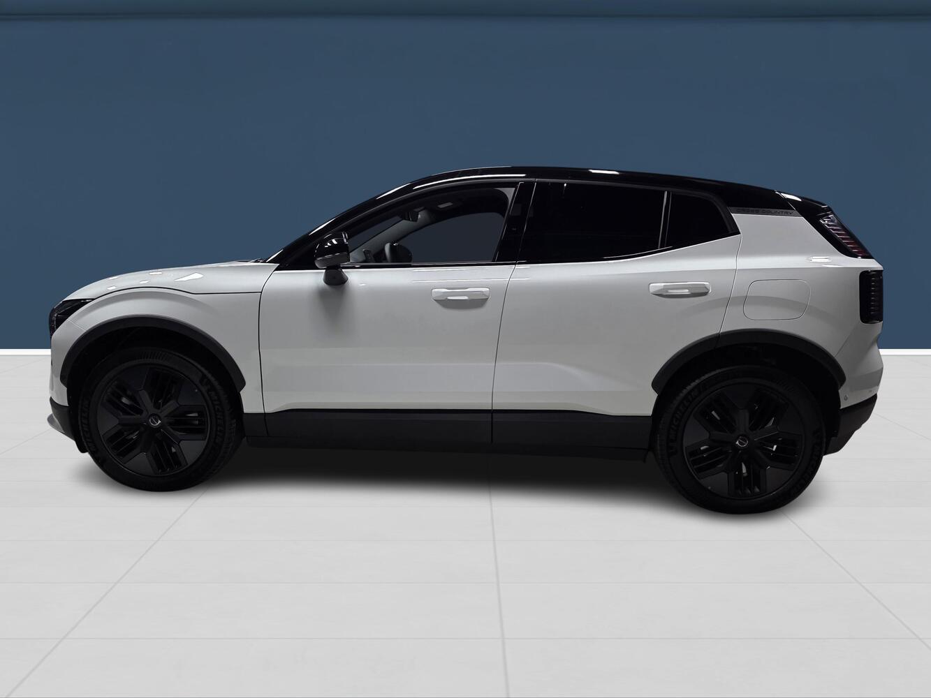 heti ajoon Volvo EX30 Cross Country