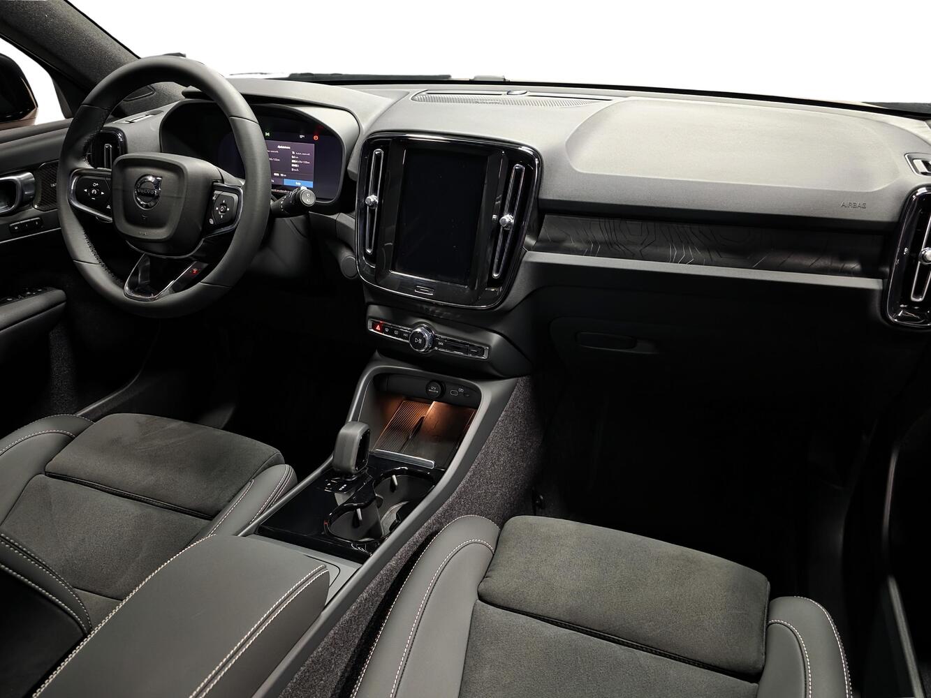 heti ajoon Volvo EX40