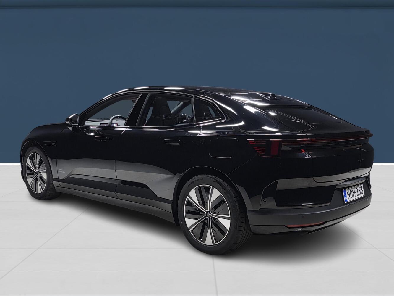 heti ajoon Polestar 4