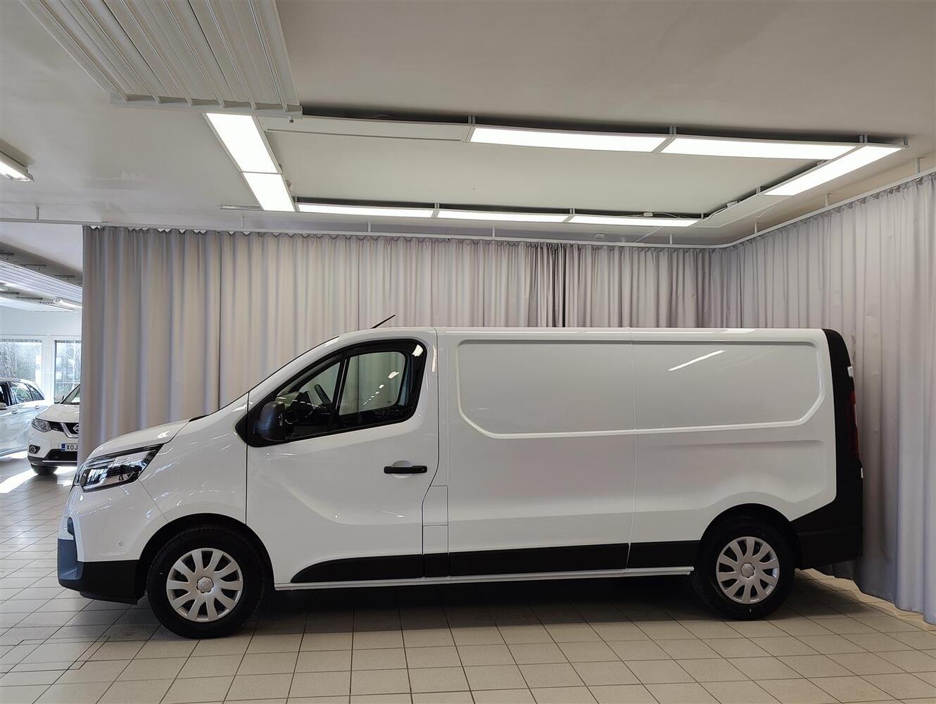 heti ajoon Nissan Primastar