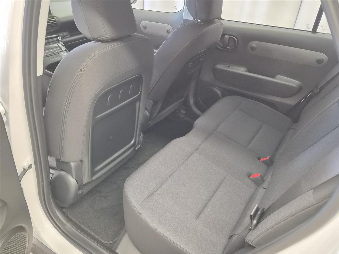 heti ajoon Hyundai INSTER