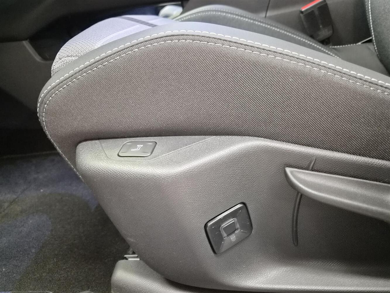 heti ajoon Opel Grandland