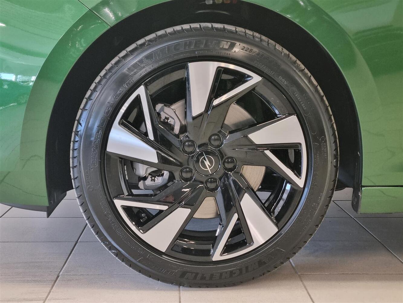 heti ajoon Opel Astra