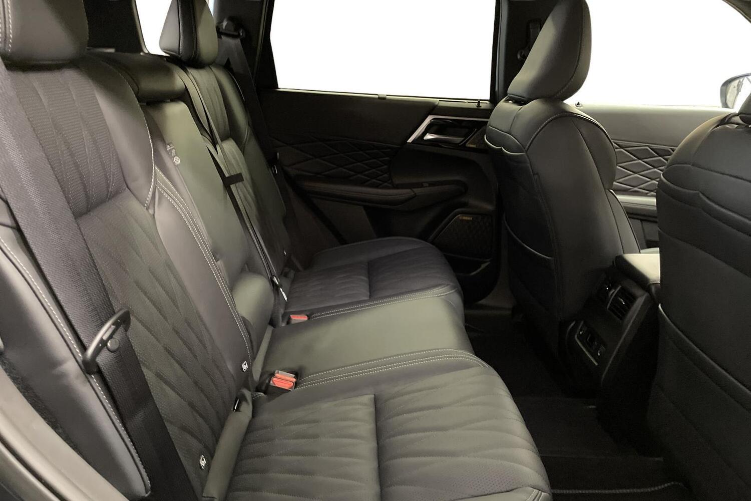 heti ajoon Mitsubishi Outlander