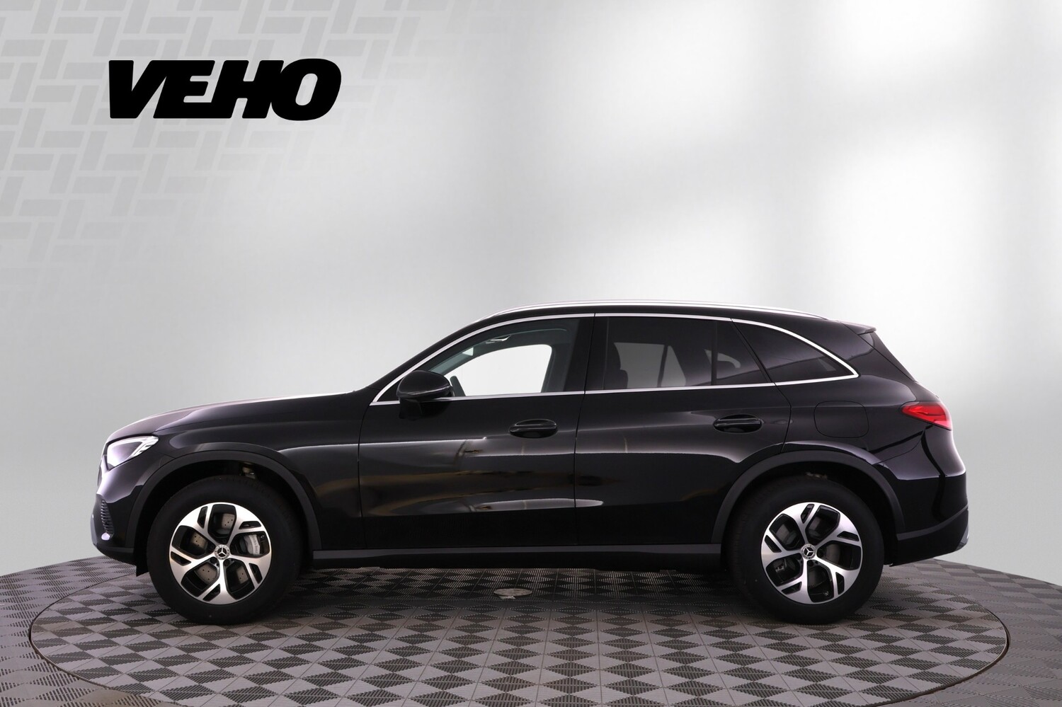heti ajoon Mercedes-Benz GLC