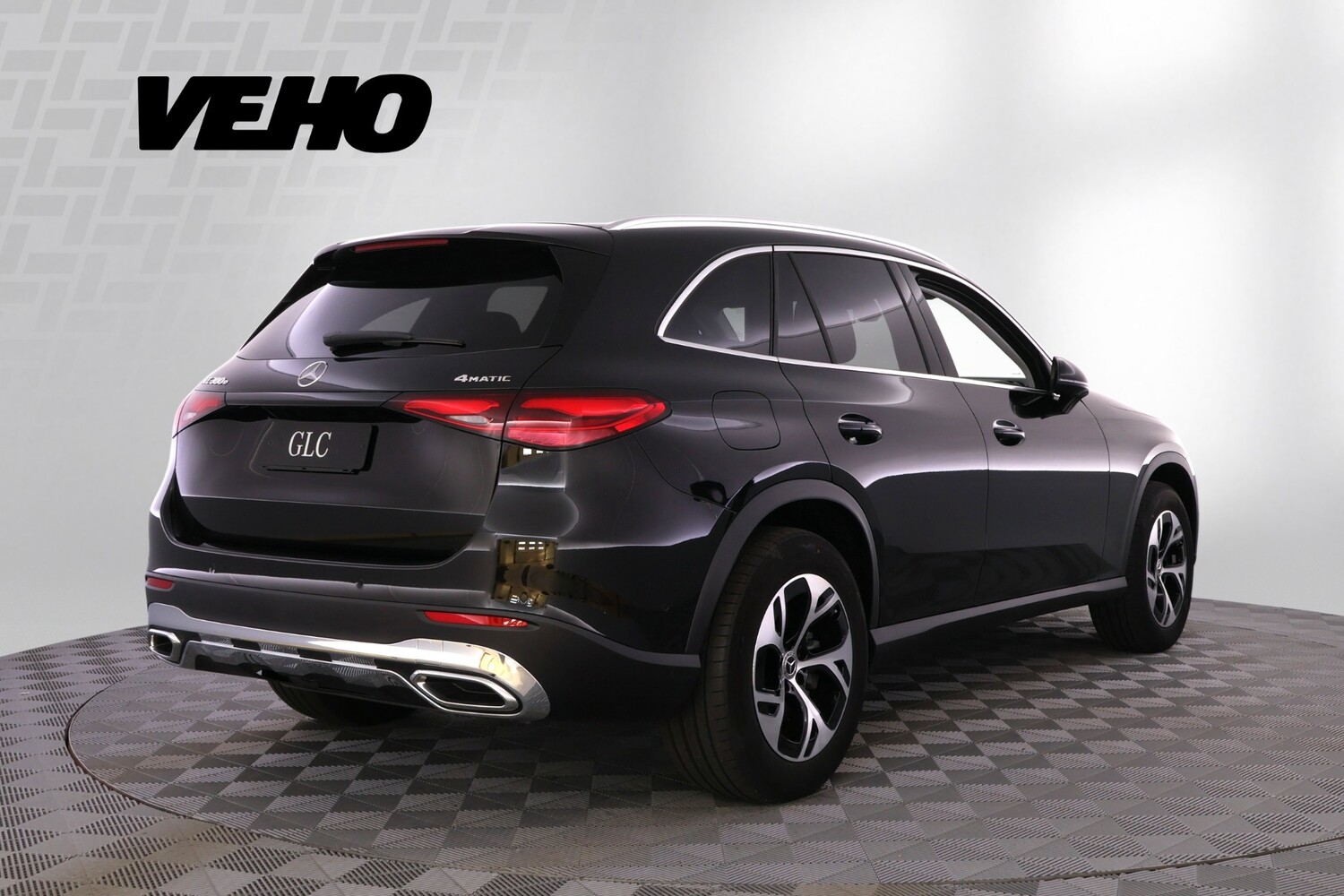 heti ajoon Mercedes-Benz GLC