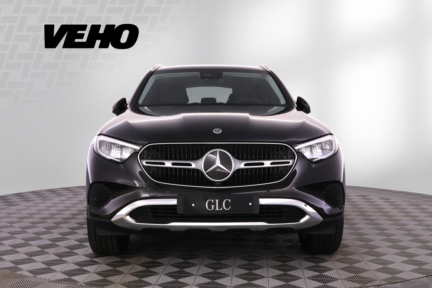 heti ajoon Mercedes-Benz GLC