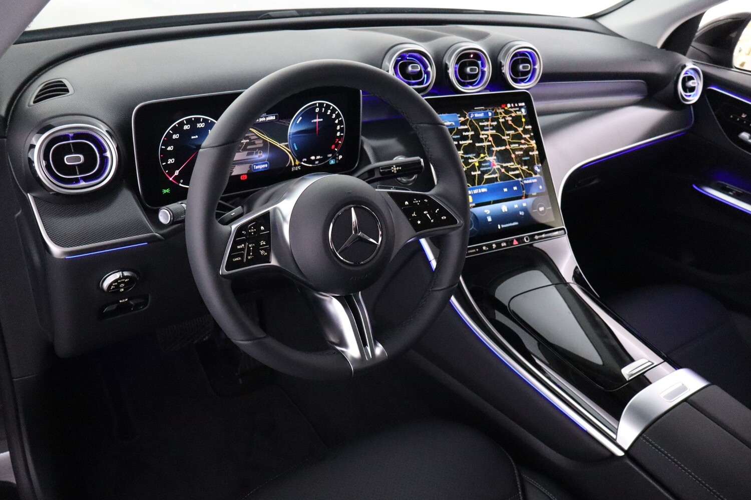 heti ajoon Mercedes-Benz GLC