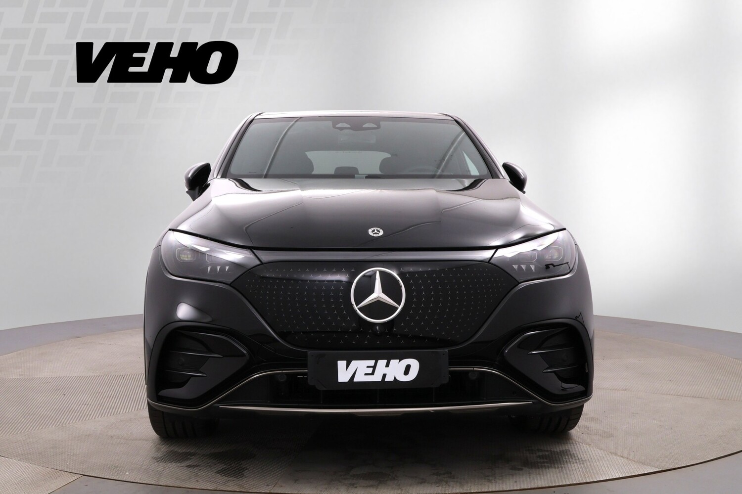 heti ajoon Mercedes-Benz EQE