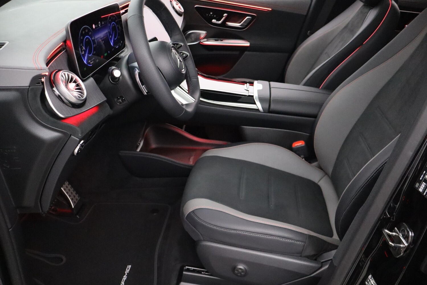 heti ajoon Mercedes-Benz EQE
