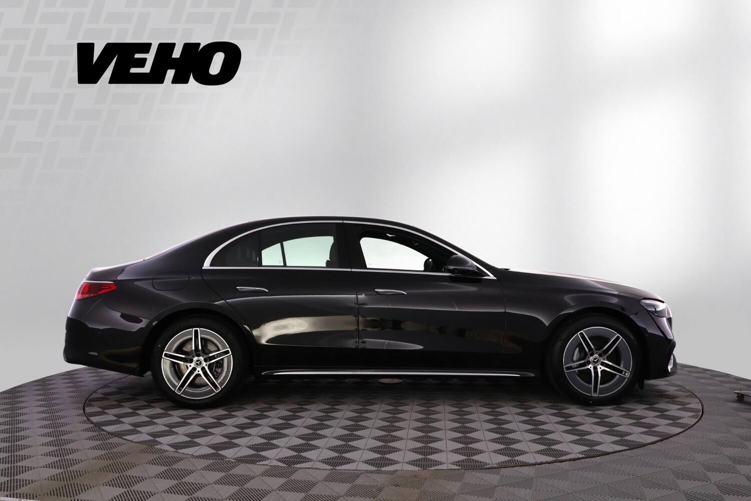 heti ajoon Mercedes-Benz E