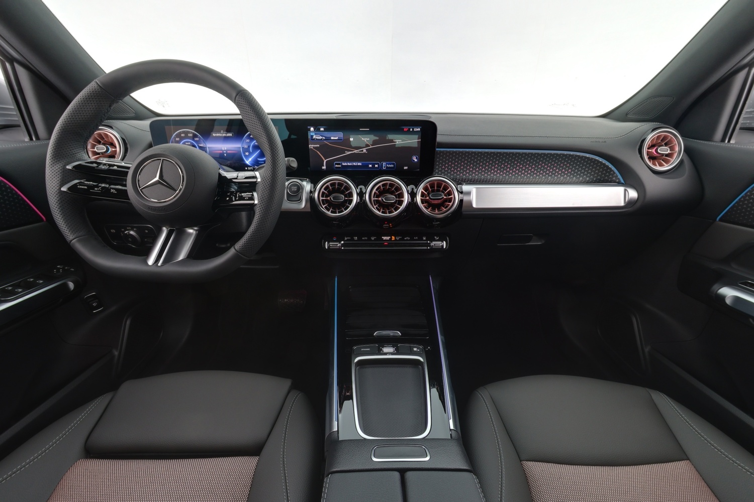 heti ajoon Mercedes-Benz EQB