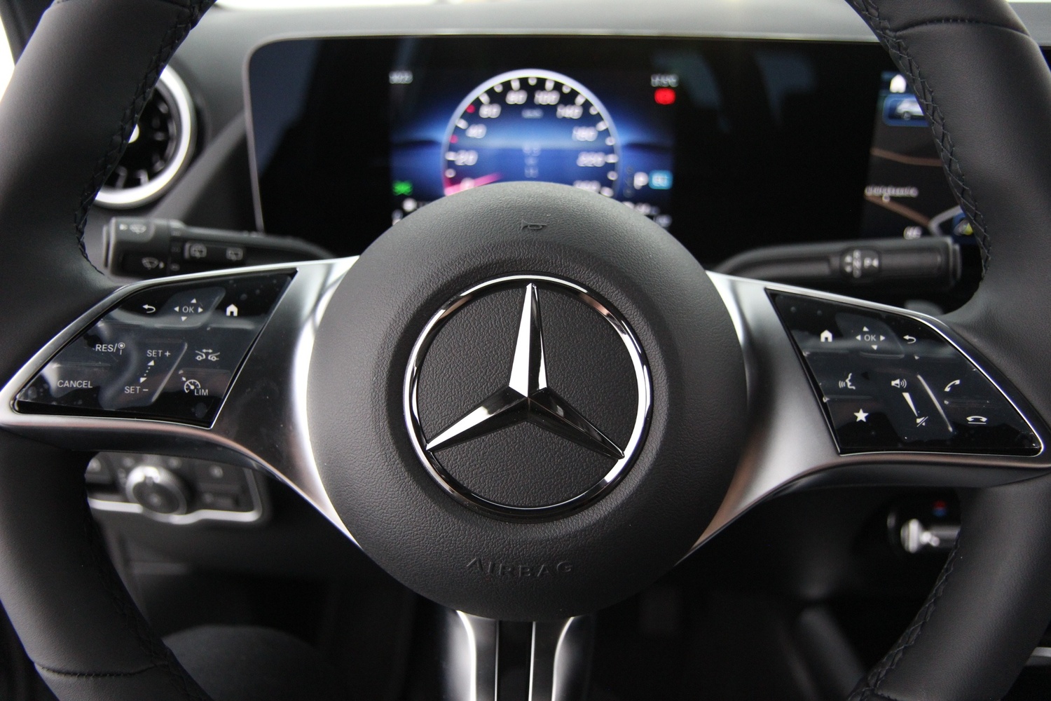 heti ajoon Mercedes-Benz GLA