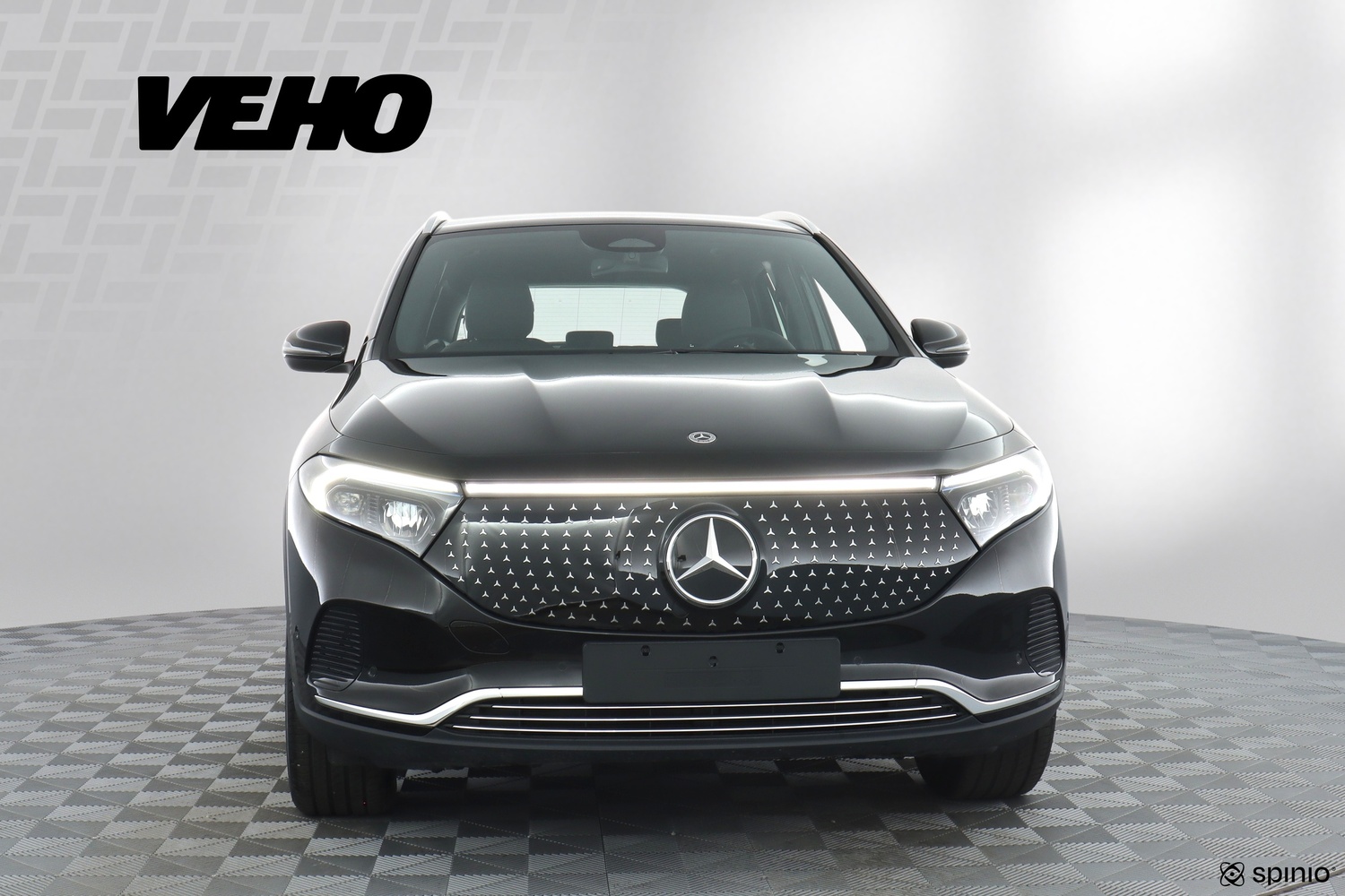 heti ajoon Mercedes-Benz EQA