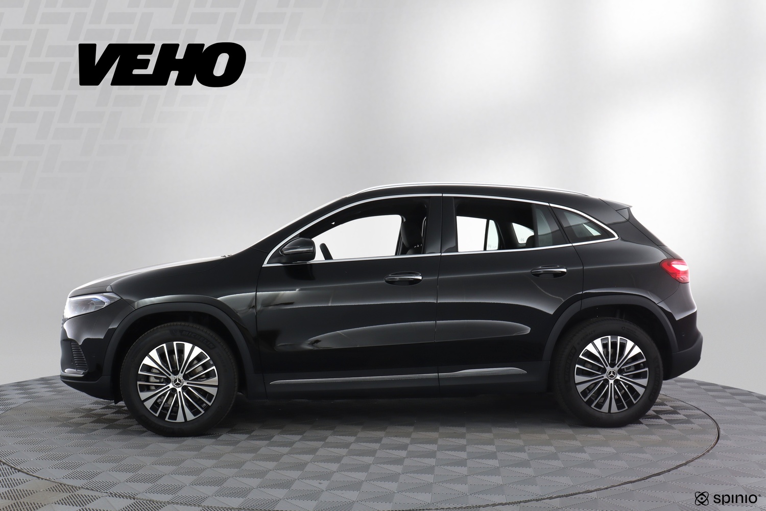 heti ajoon Mercedes-Benz EQA
