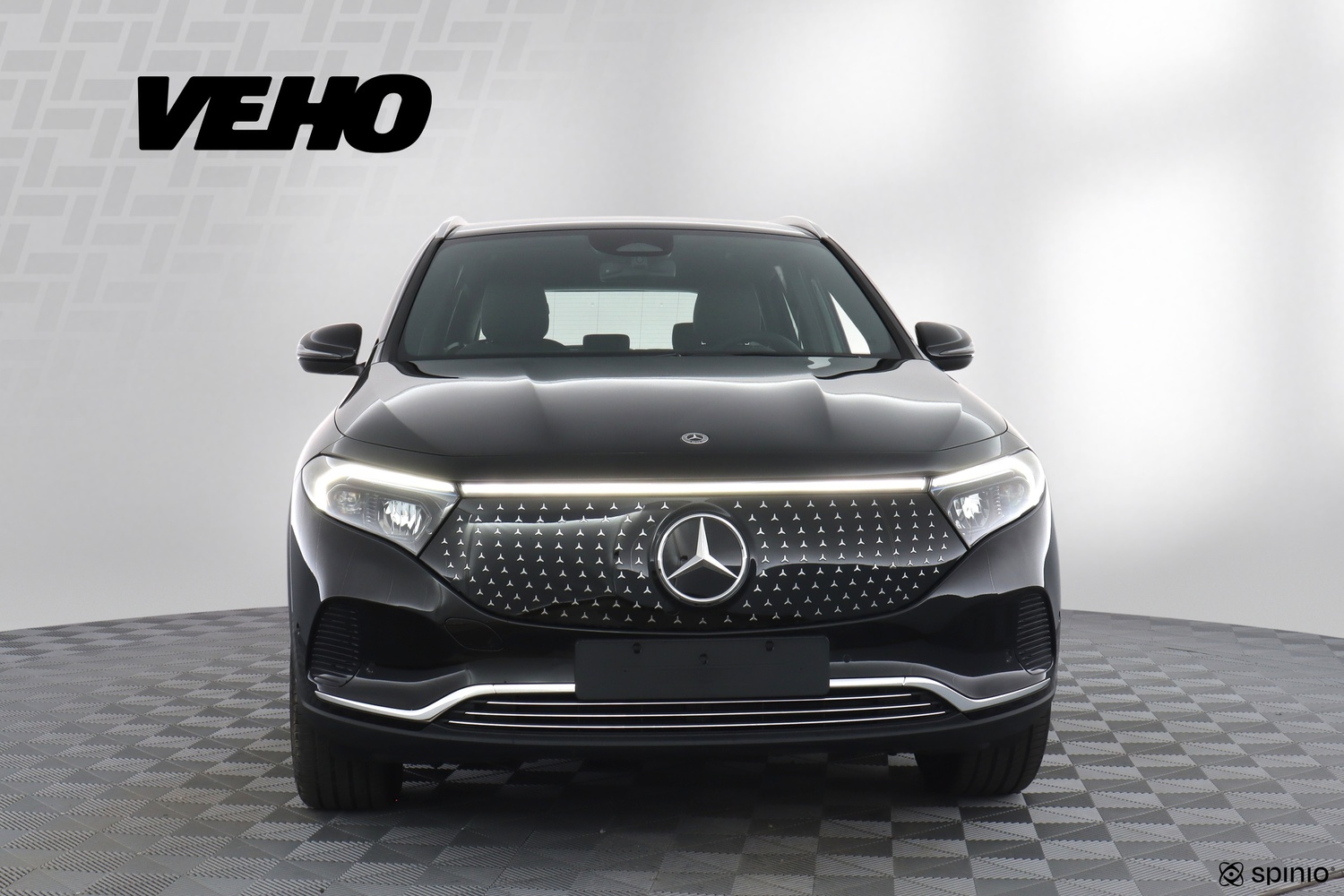 heti ajoon Mercedes-Benz EQA