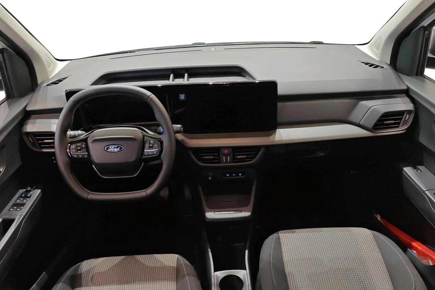 heti ajoon Ford Tourneo Courier