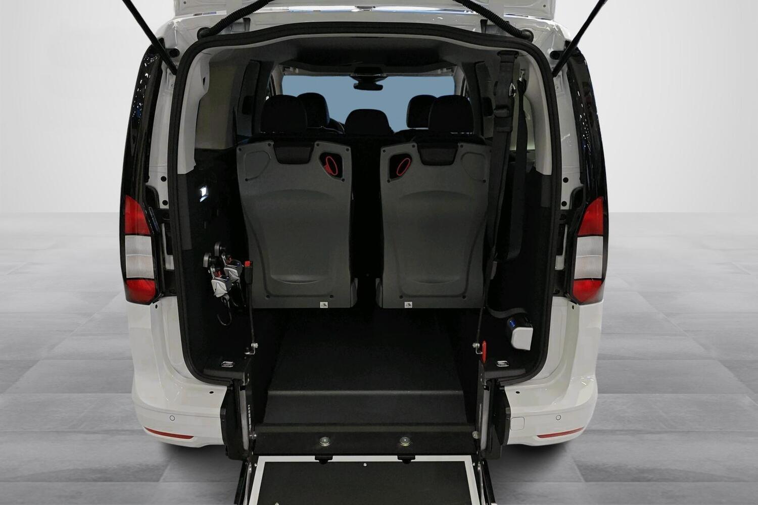 heti ajoon Ford Grand Tourneo Connect