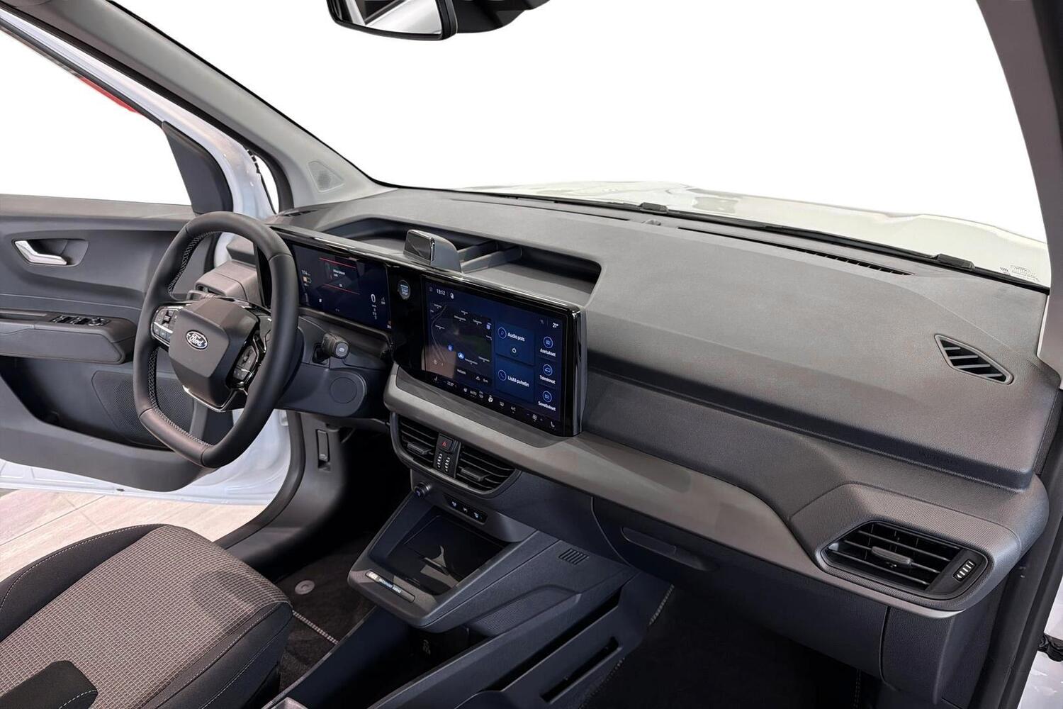 heti ajoon Ford Tourneo Courier