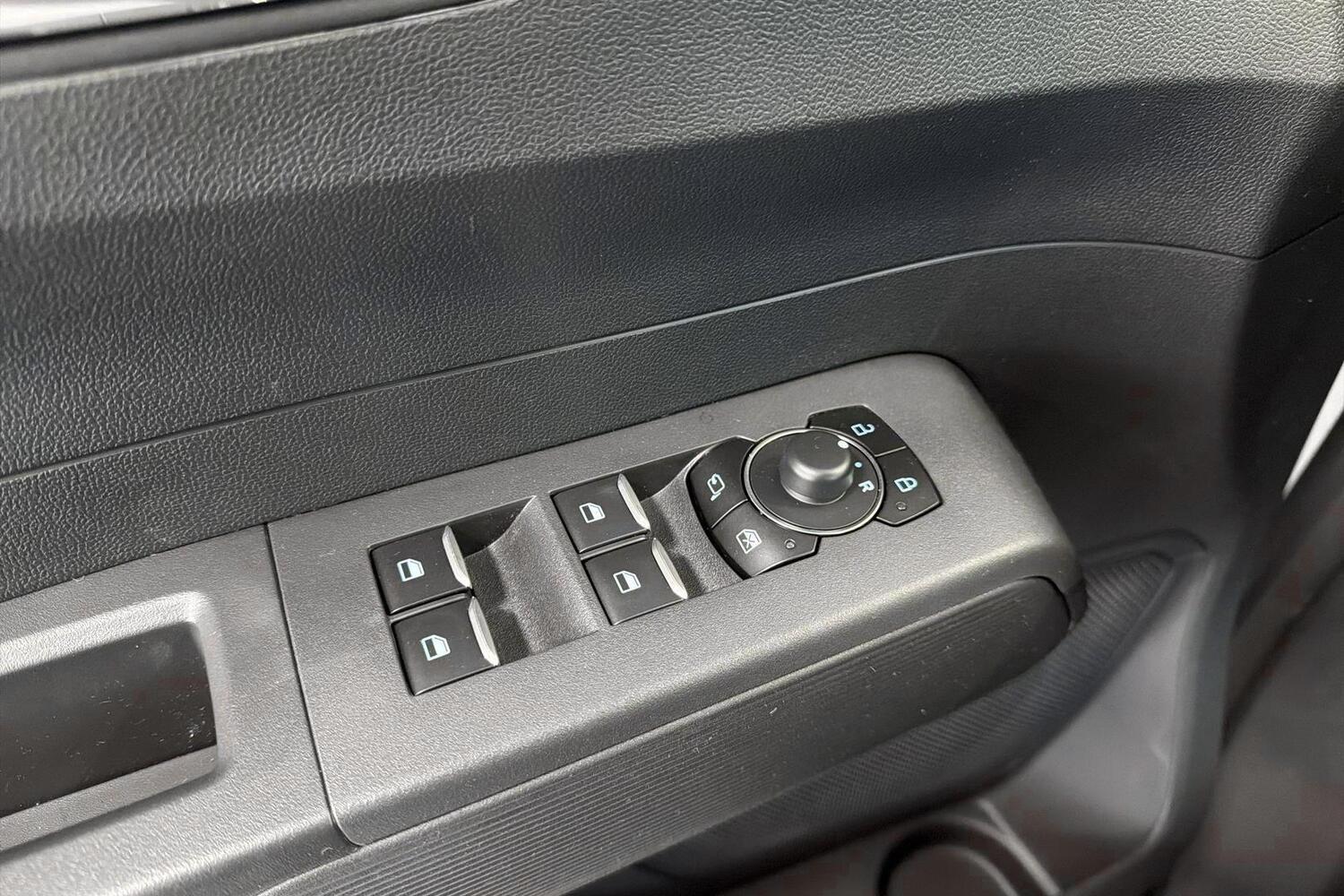 heti ajoon Ford Tourneo Courier