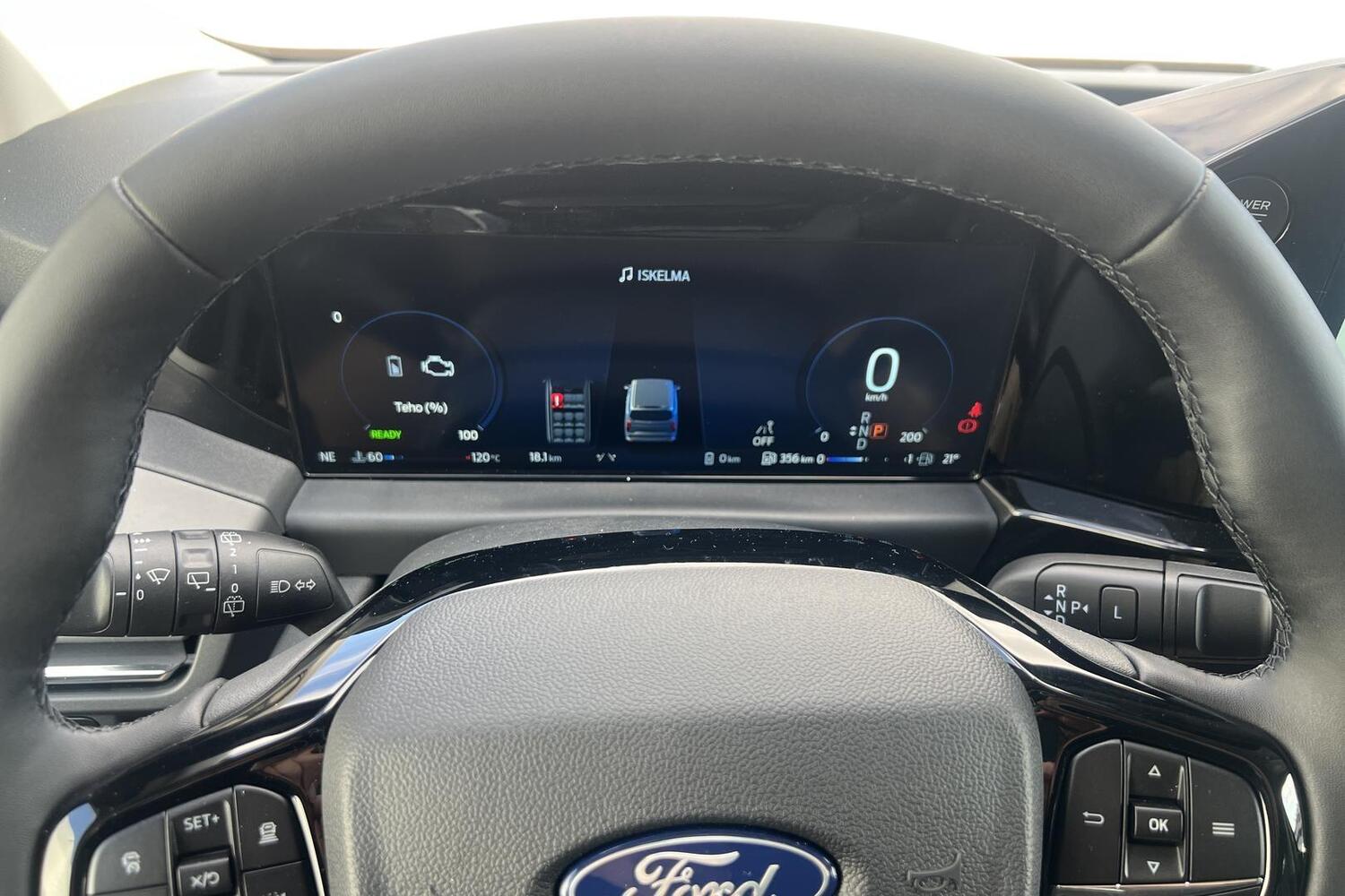 heti ajoon Ford Tourneo Custom