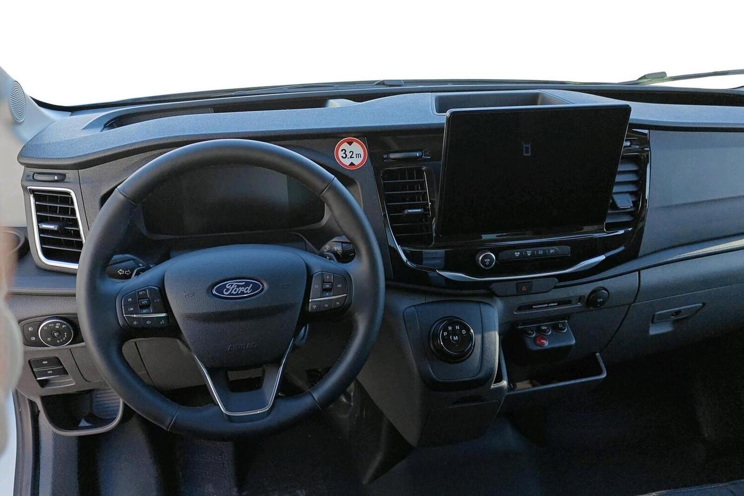 heti ajoon Ford Transit