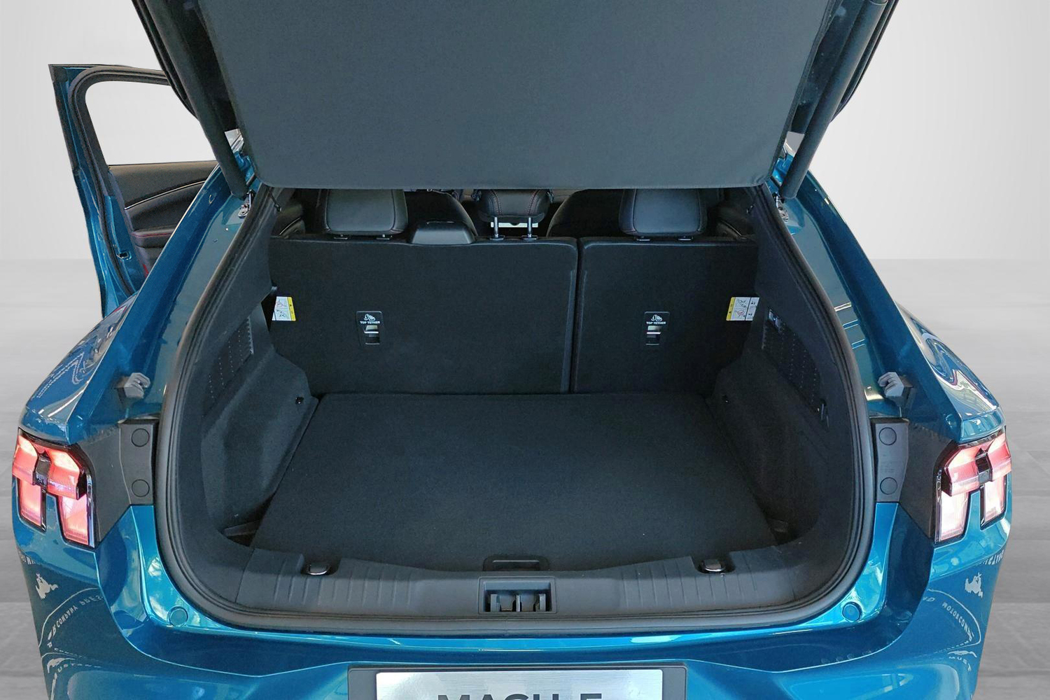 heti ajoon Ford USA Mustang