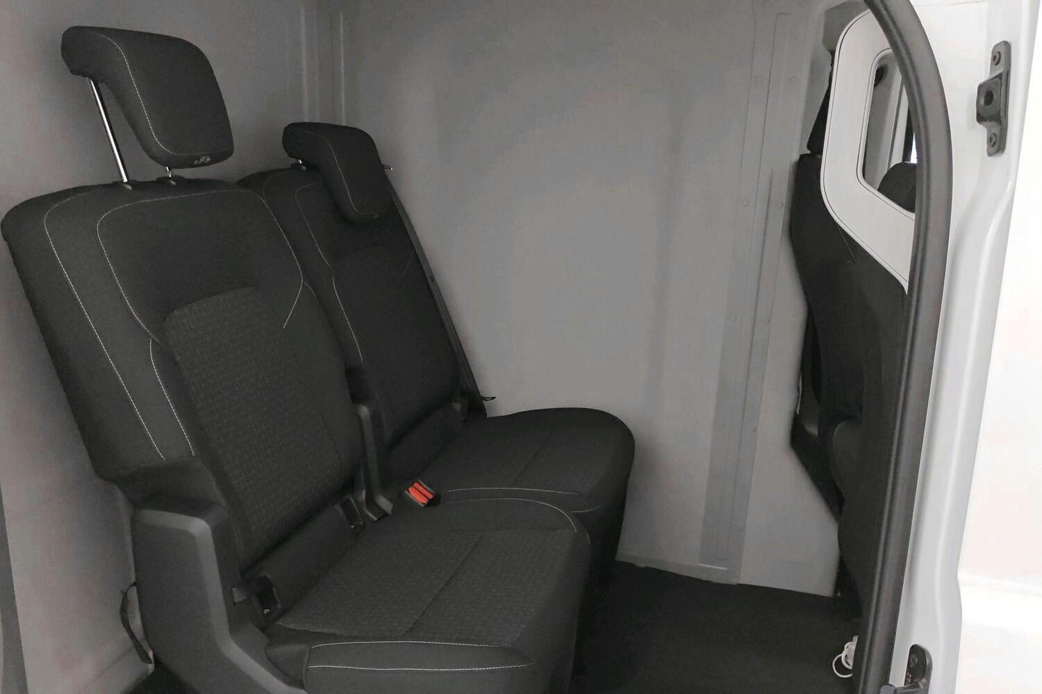 heti ajoon Ford Transit Custom