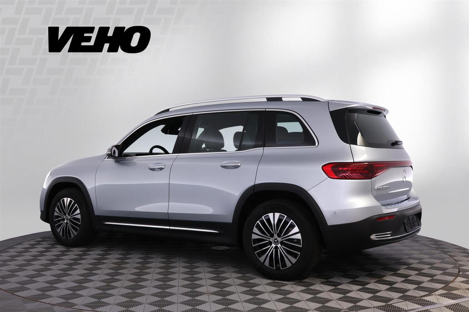 heti ajoon Mercedes-Benz EQB